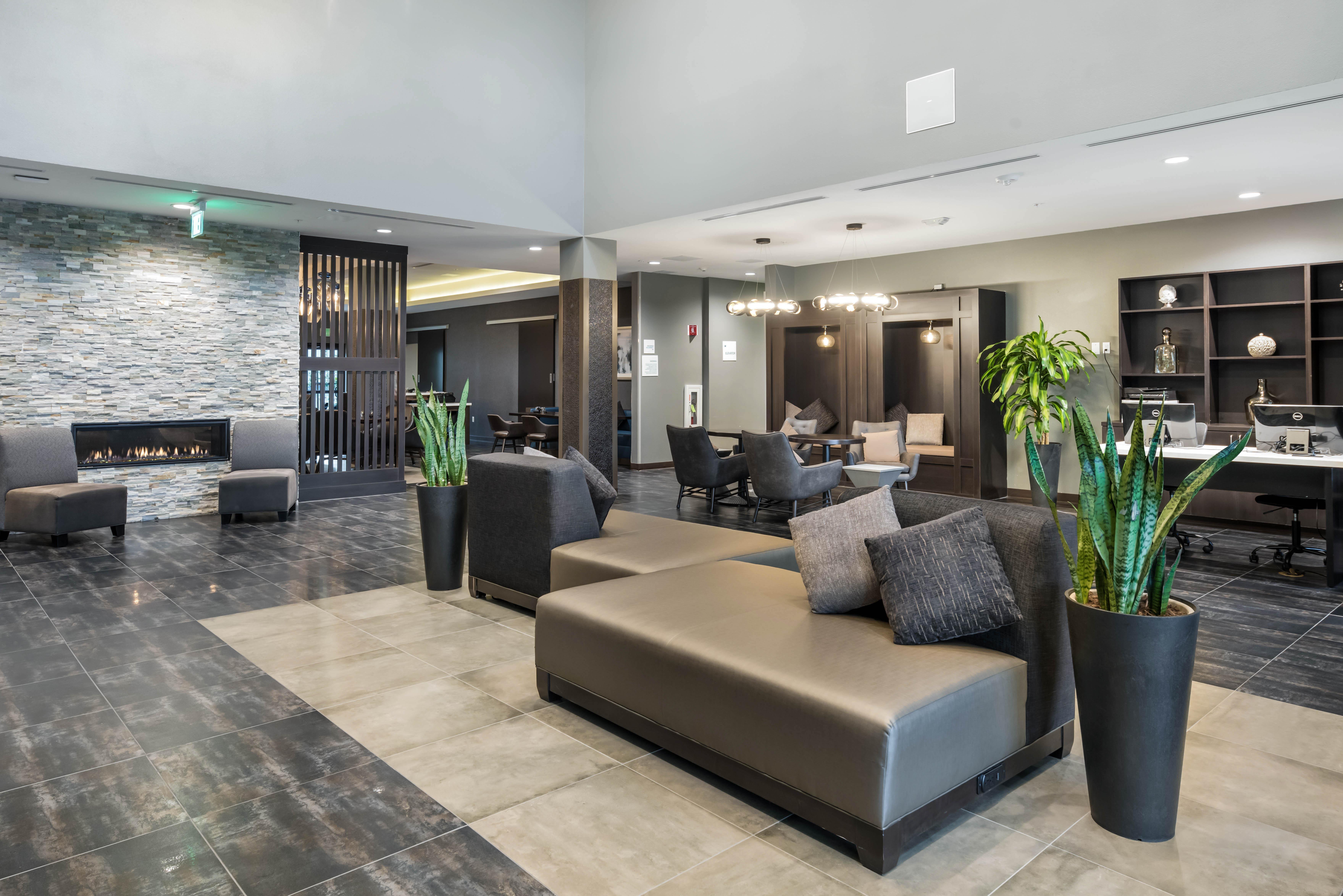 Holiday Inn Hotel & Suites Silicon Valley - Milpitas By Ihg Zewnętrze zdjęcie