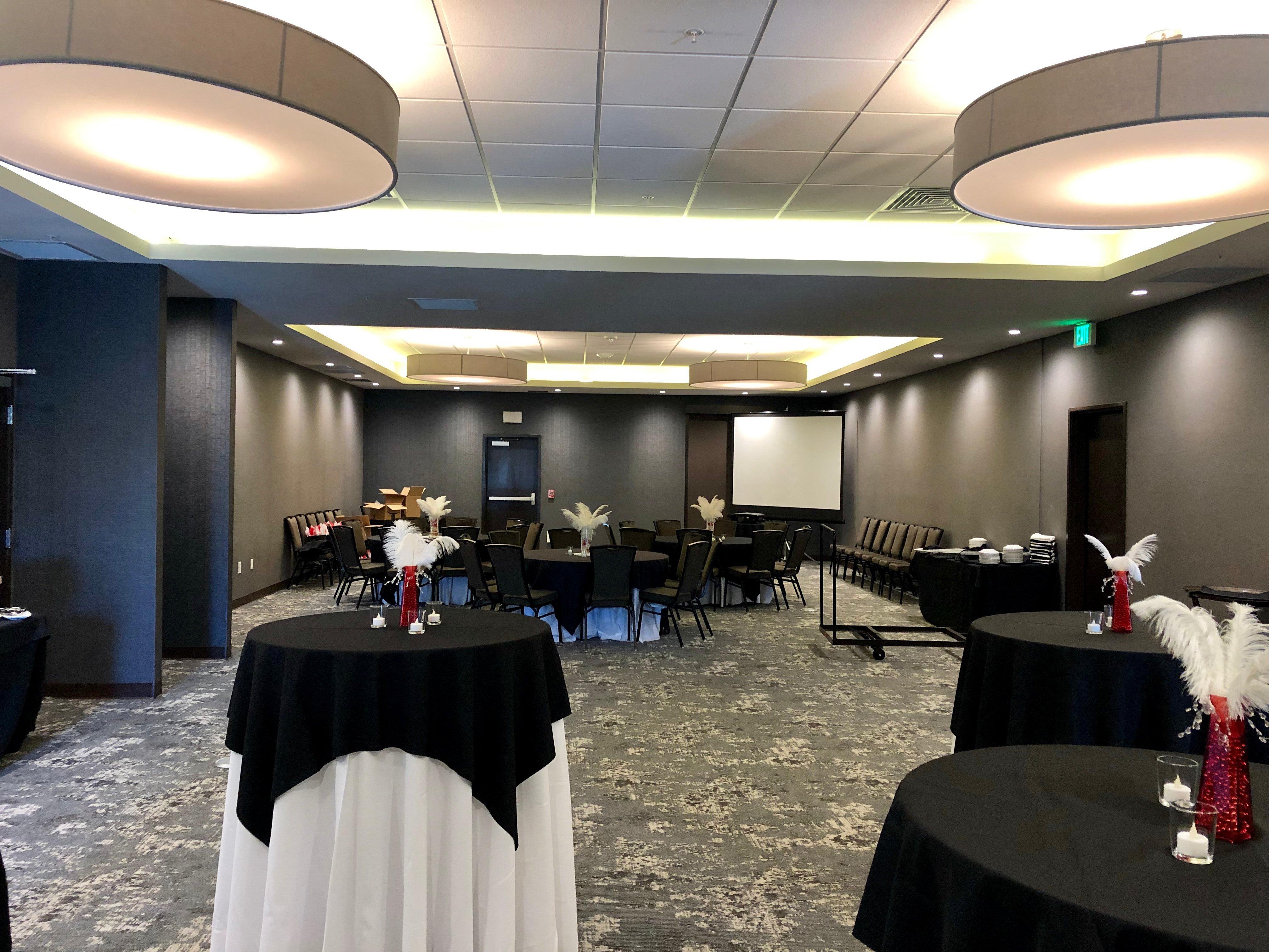 Holiday Inn Hotel & Suites Silicon Valley - Milpitas By Ihg Zewnętrze zdjęcie
