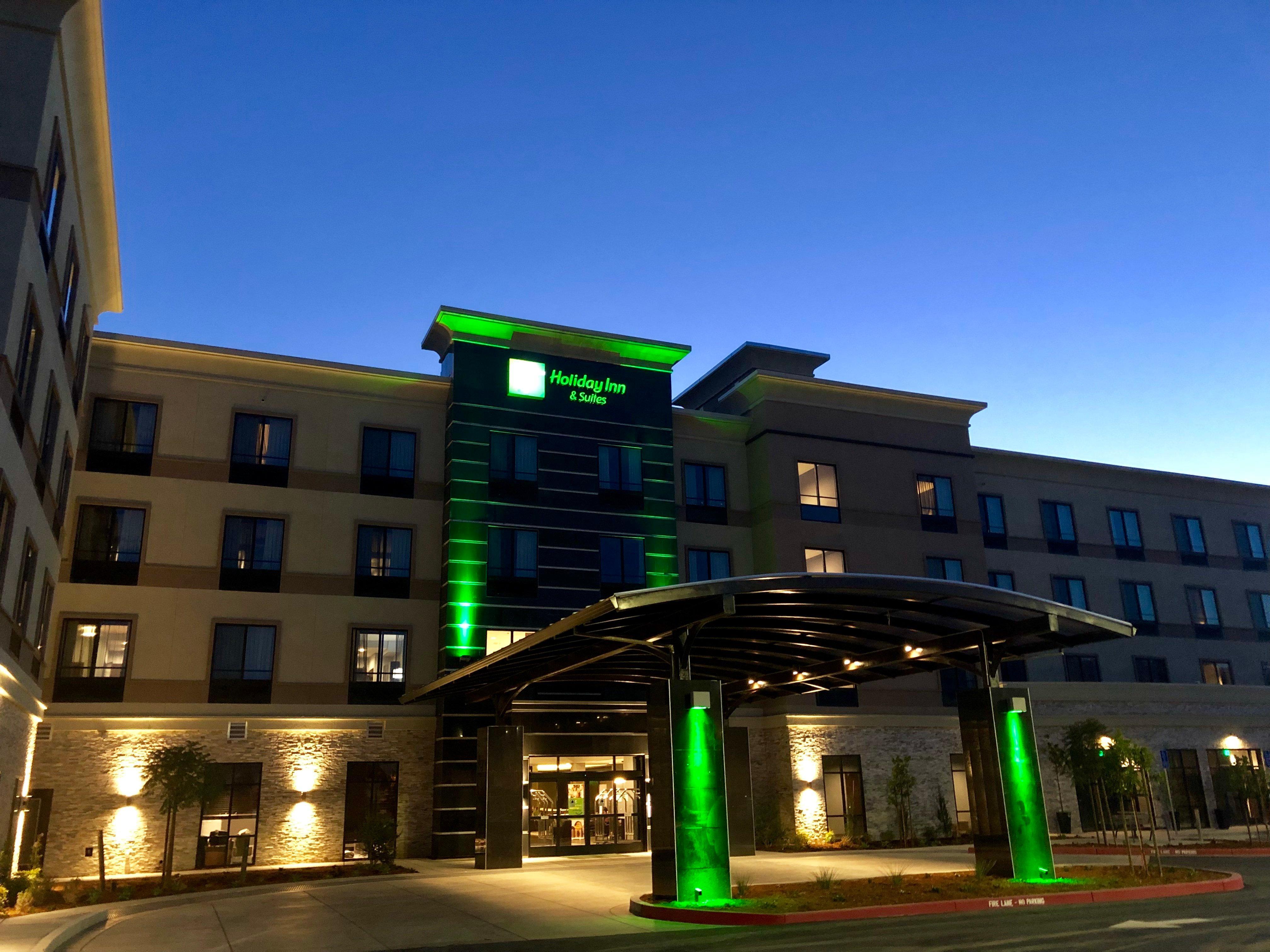 Holiday Inn Hotel & Suites Silicon Valley - Milpitas By Ihg Zewnętrze zdjęcie
